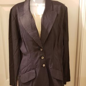 Classic Ladies pantsuit
